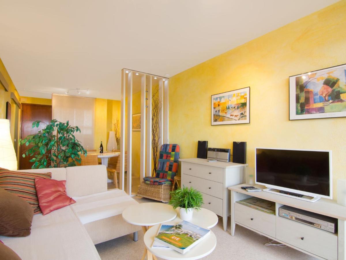 Apartment Les Amandiers Le Lavandou Extérieur photo